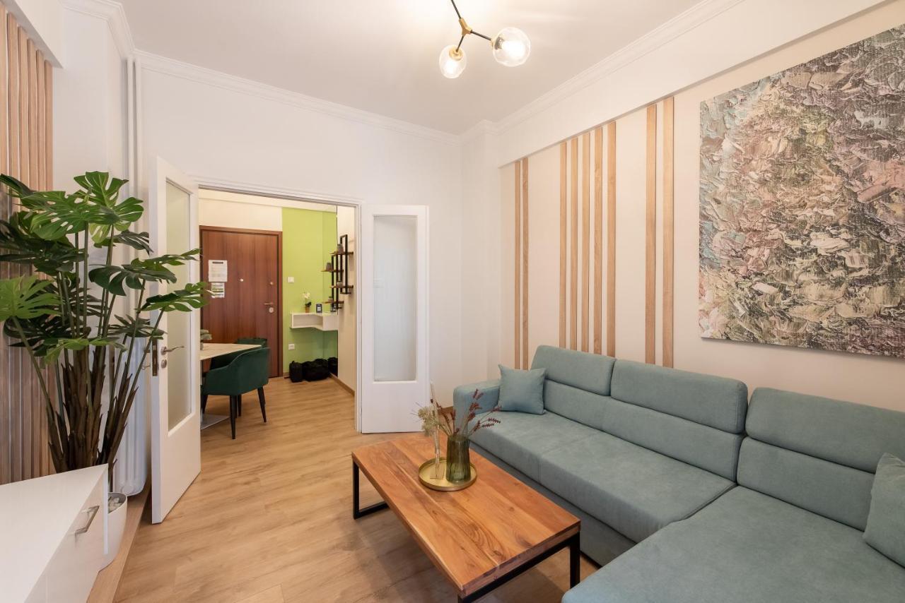 Medluxe Comfort Apartment Athena Bagian luar foto